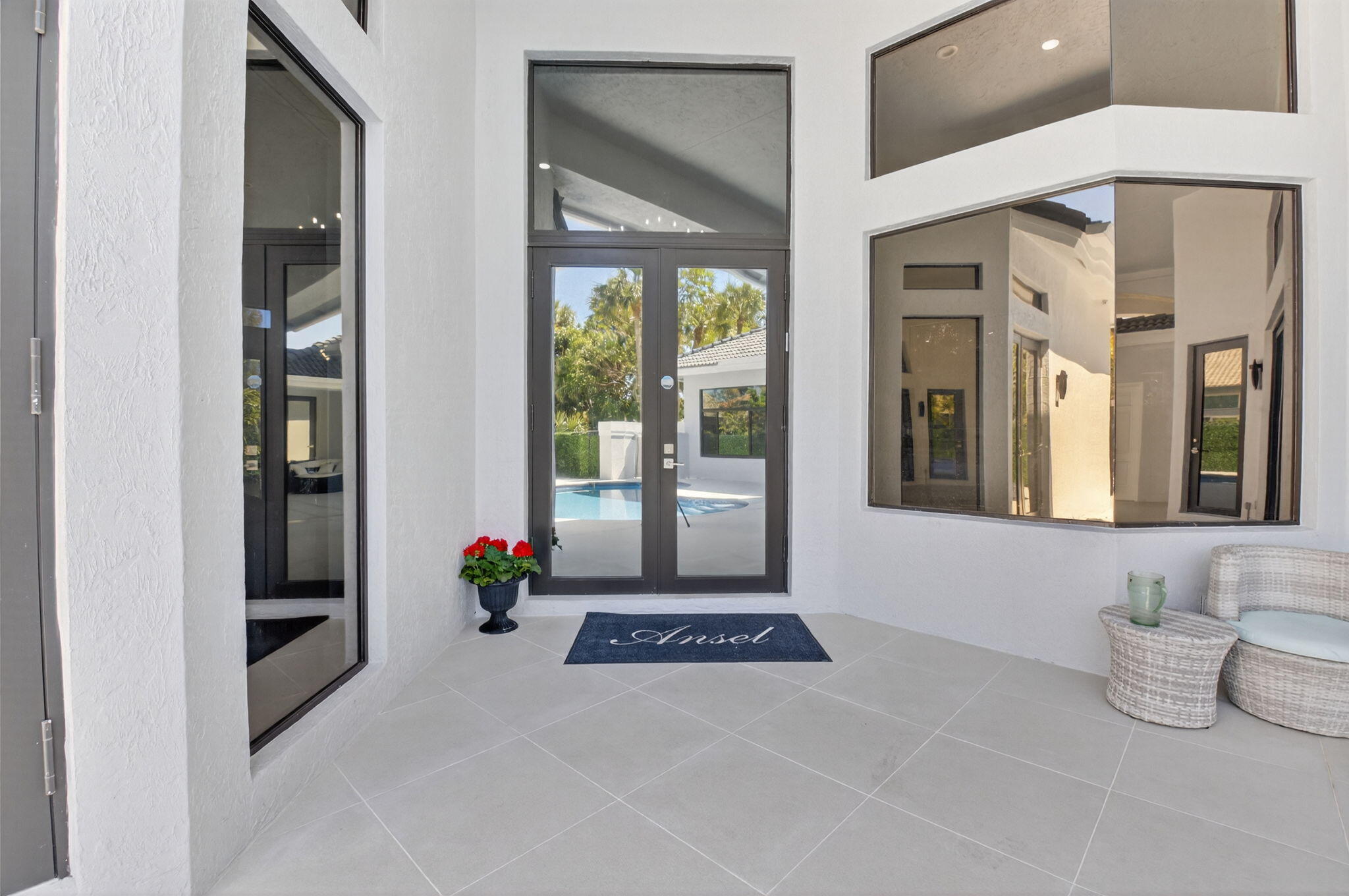 ENCANTADA - Residential