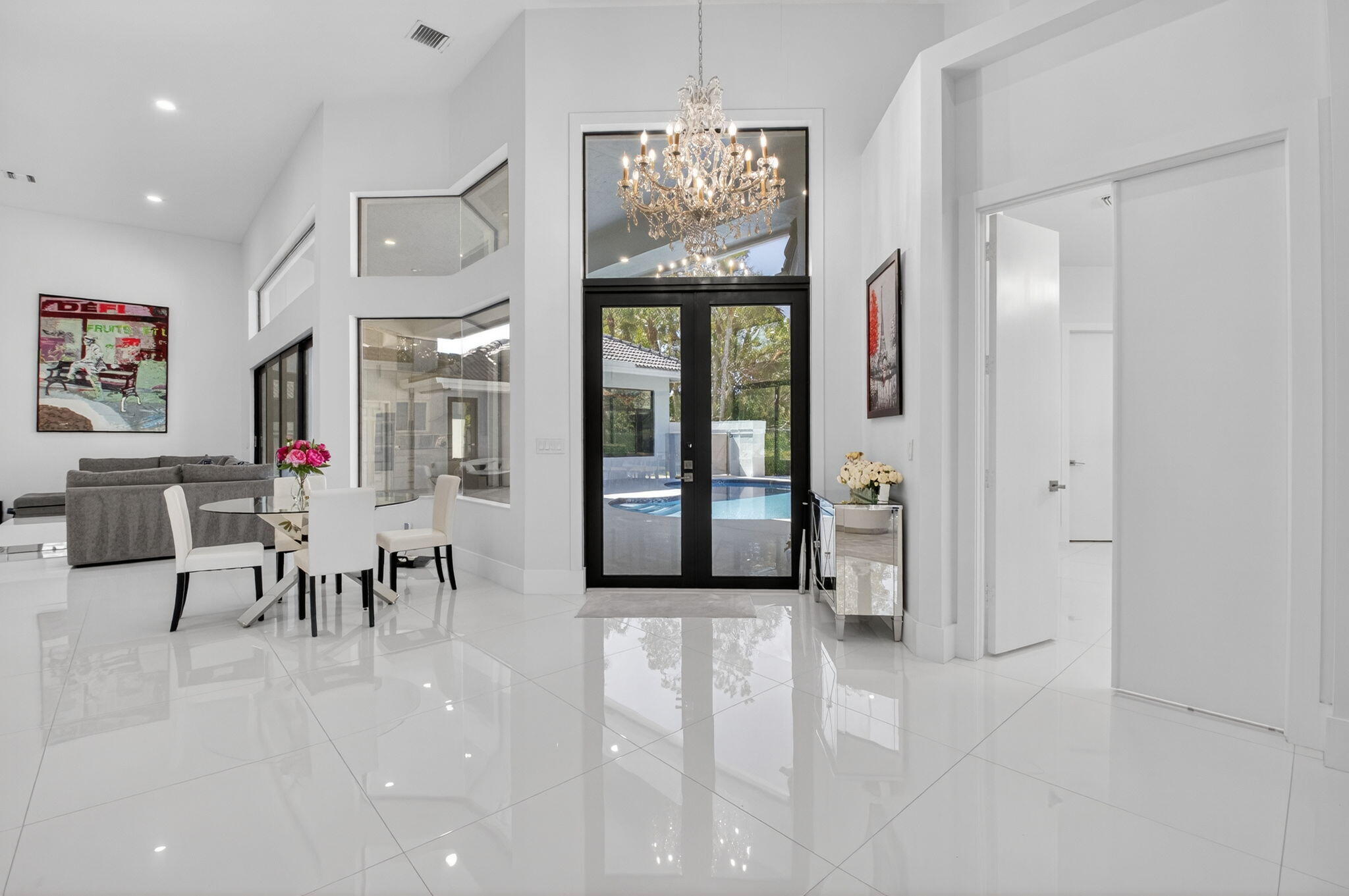 ENCANTADA - Residential