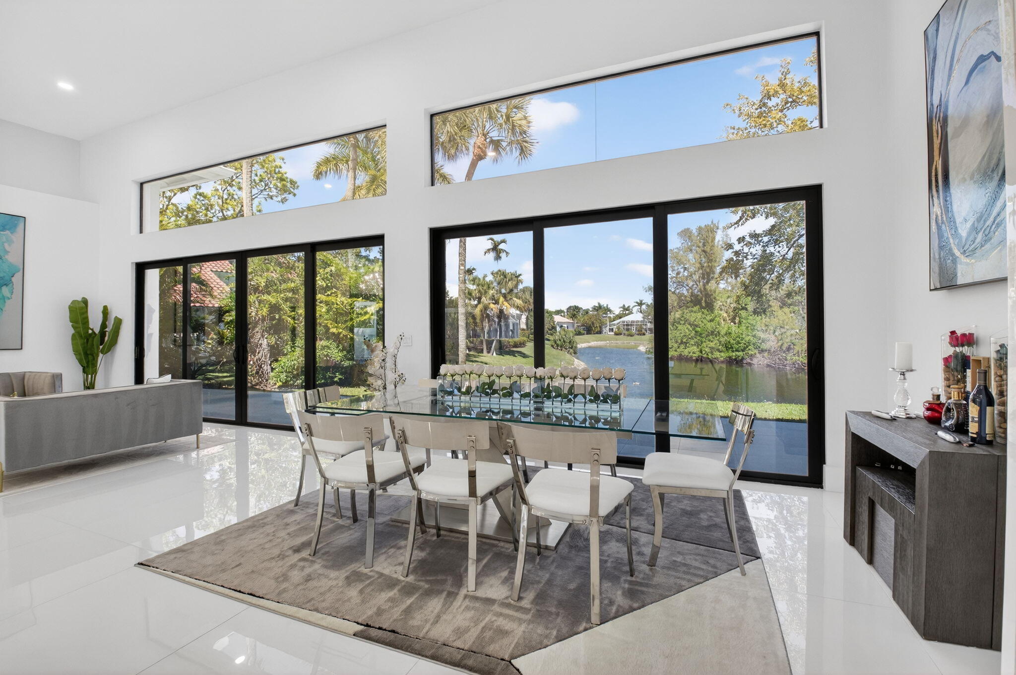 ENCANTADA - Residential