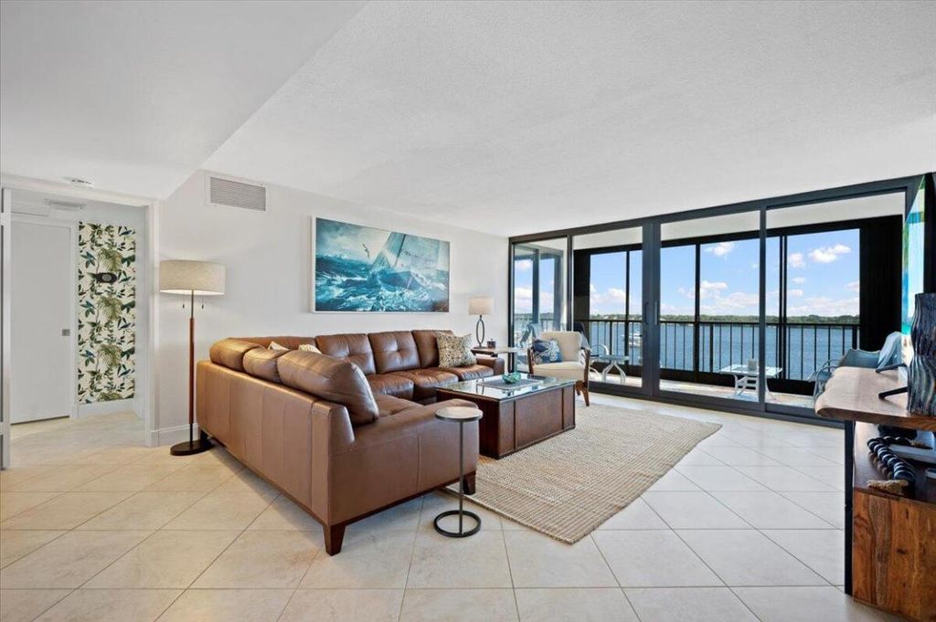 Photo of 124 Lakeshore Drive #7290, North Palm Beach, FL 33408 (MLS # R10974546)