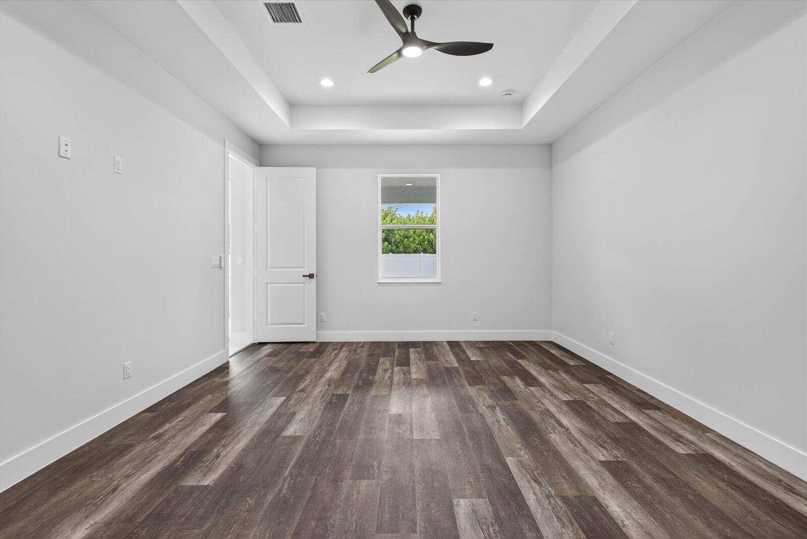 PORT ST LUCIE SECTION 27 - Residential Lease