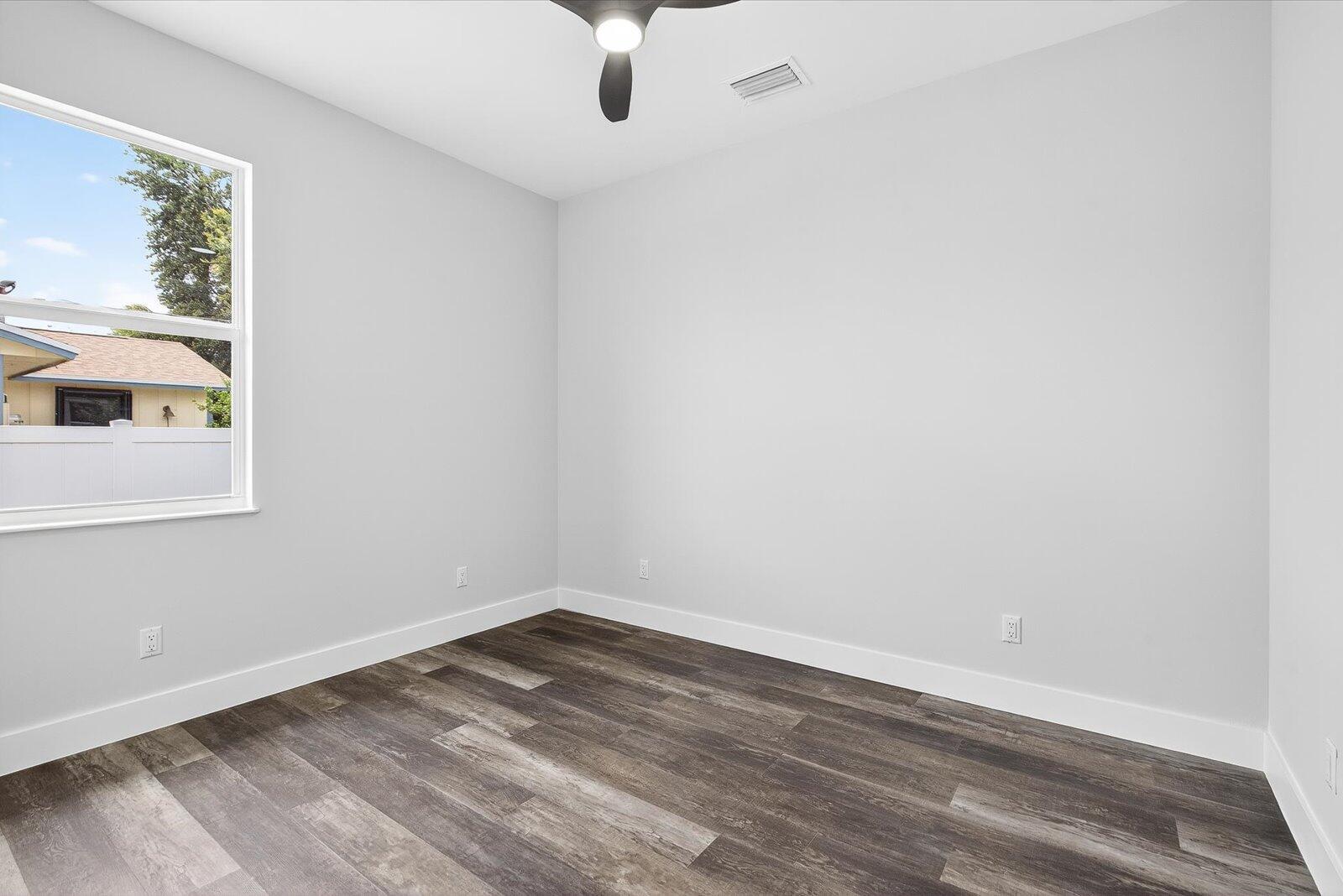 PORT ST LUCIE SECTION 27 - Residential Lease