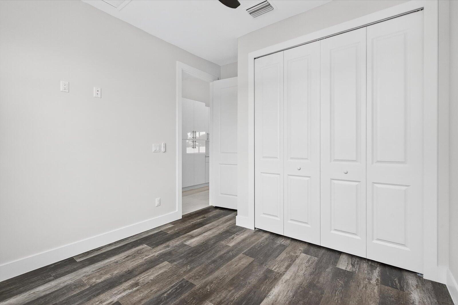 PORT ST LUCIE SECTION 27 - Residential Lease