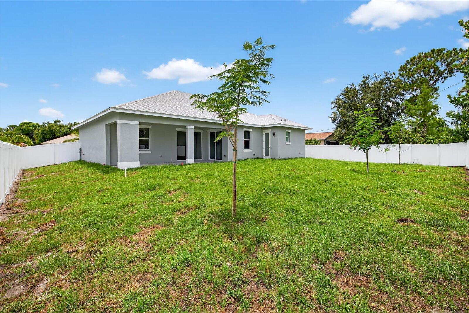 PORT ST LUCIE SECTION 27 - Residential Lease