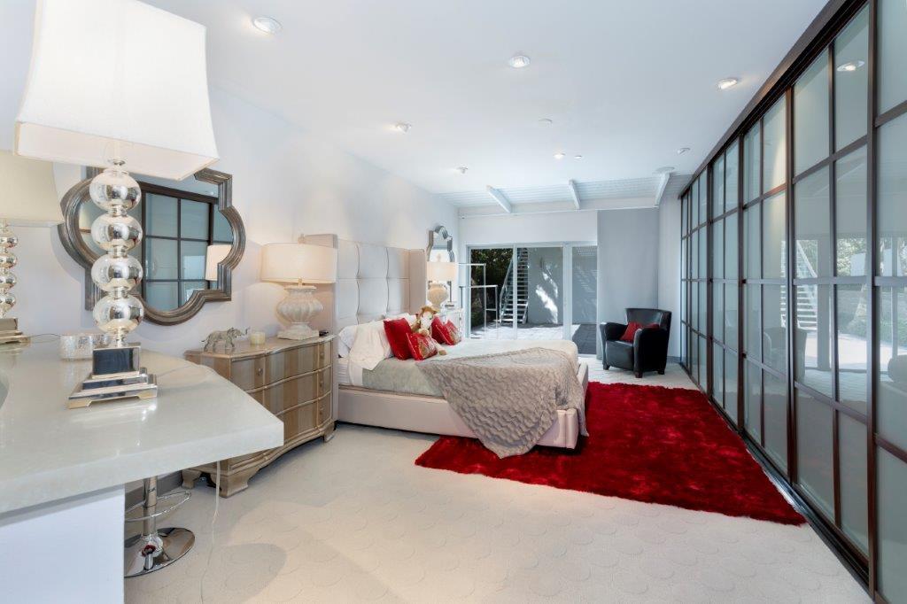 PALM BEACH SHORE ACRES - Residential