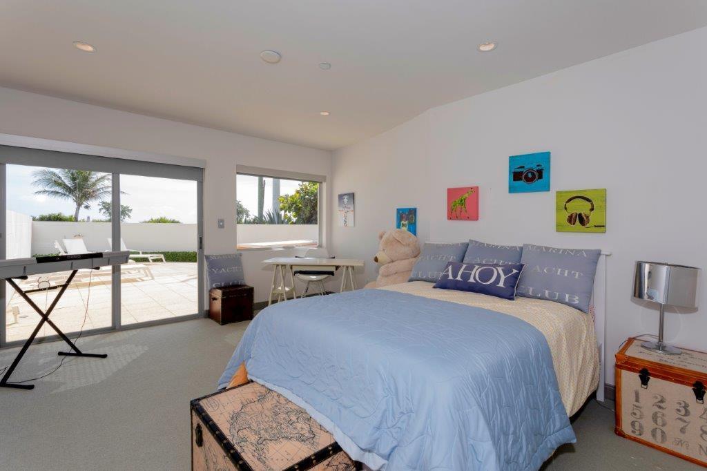 PALM BEACH SHORE ACRES - Residential