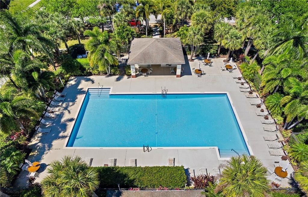 EAST LAKE VILLAGE NO 3 - Residential