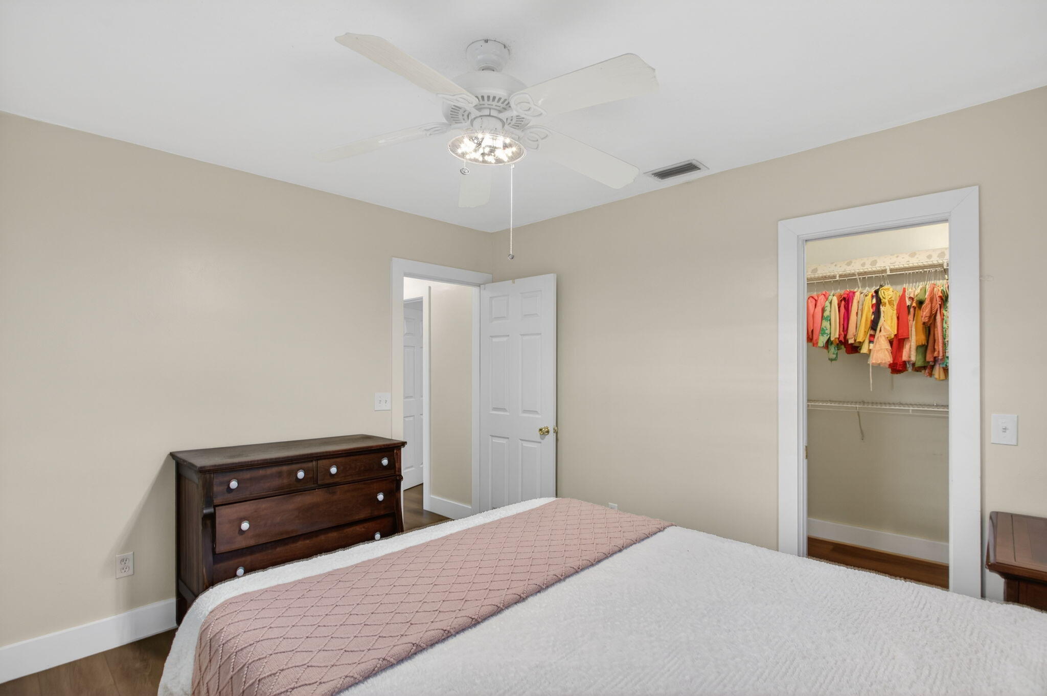 EDGEFIELD 1ST SEC - Residential