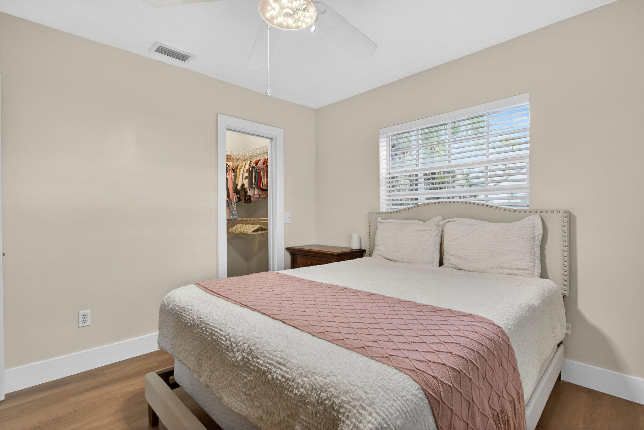 EDGEFIELD 1ST SEC - Residential