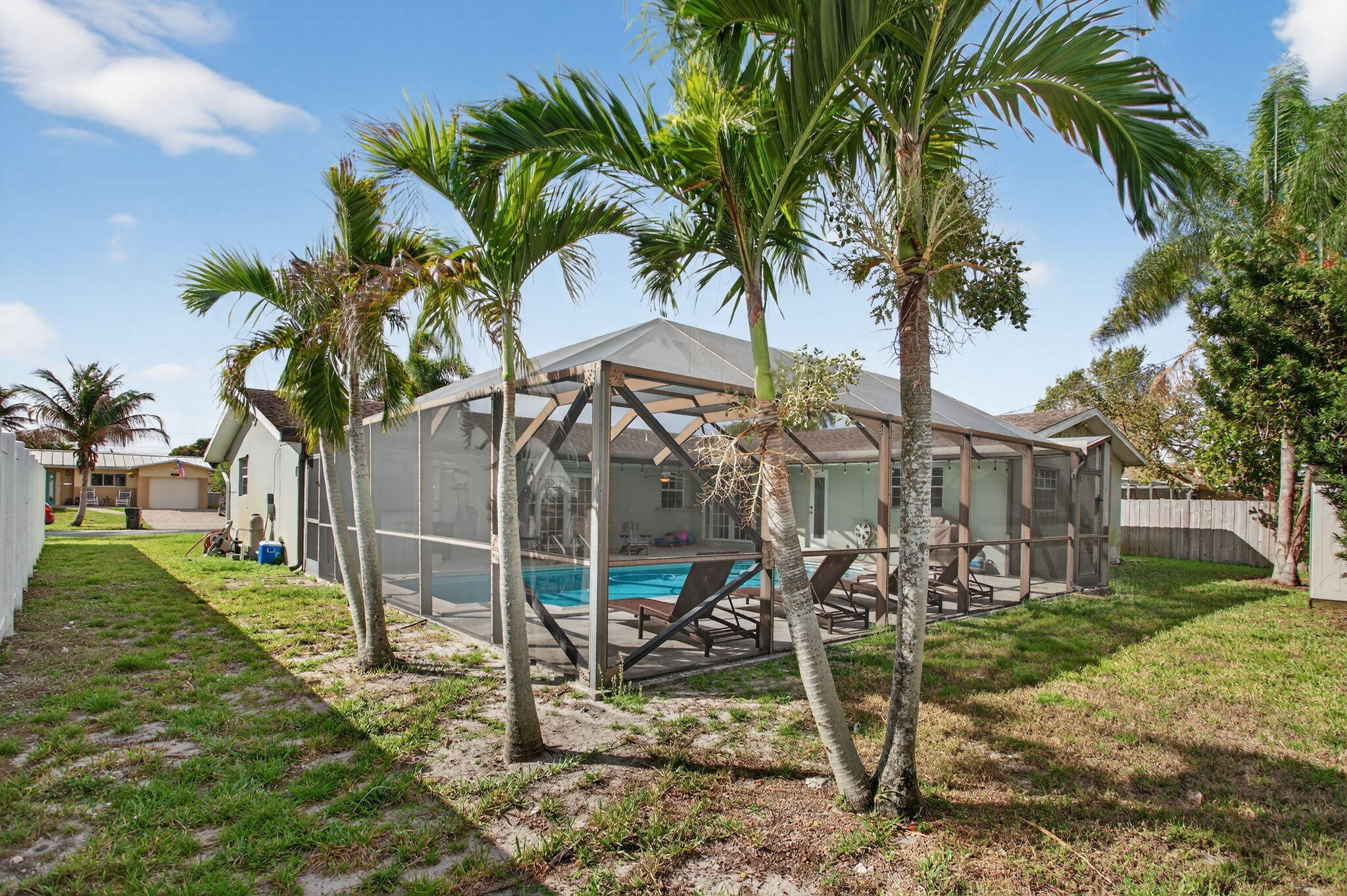 EDGEFIELD 1ST SEC - Residential