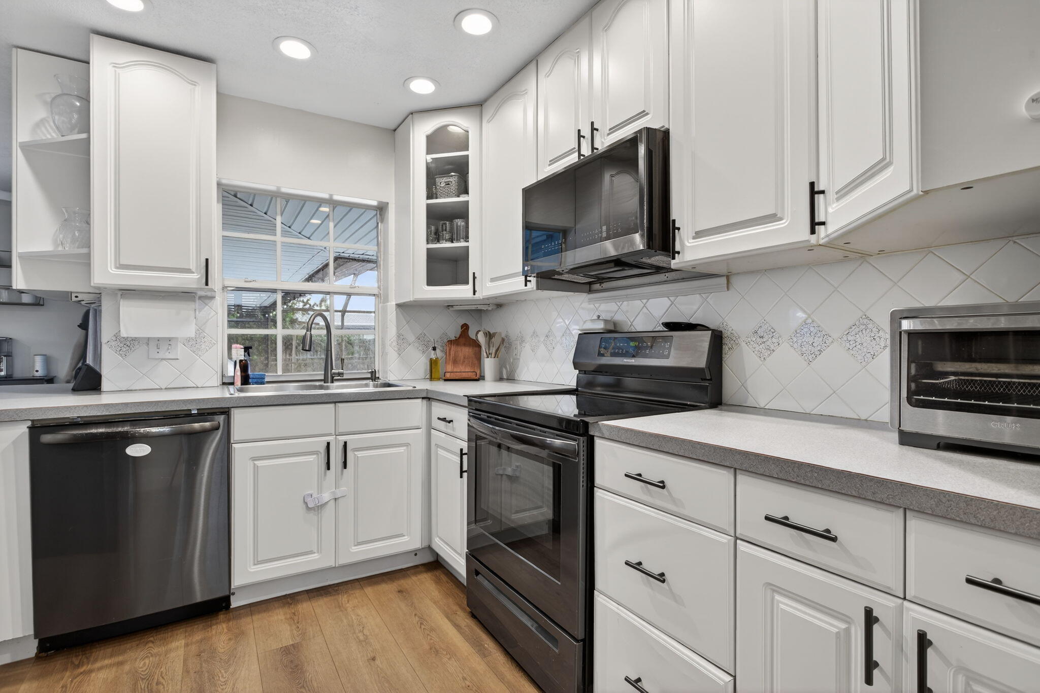 EDGEFIELD 1ST SEC - Residential