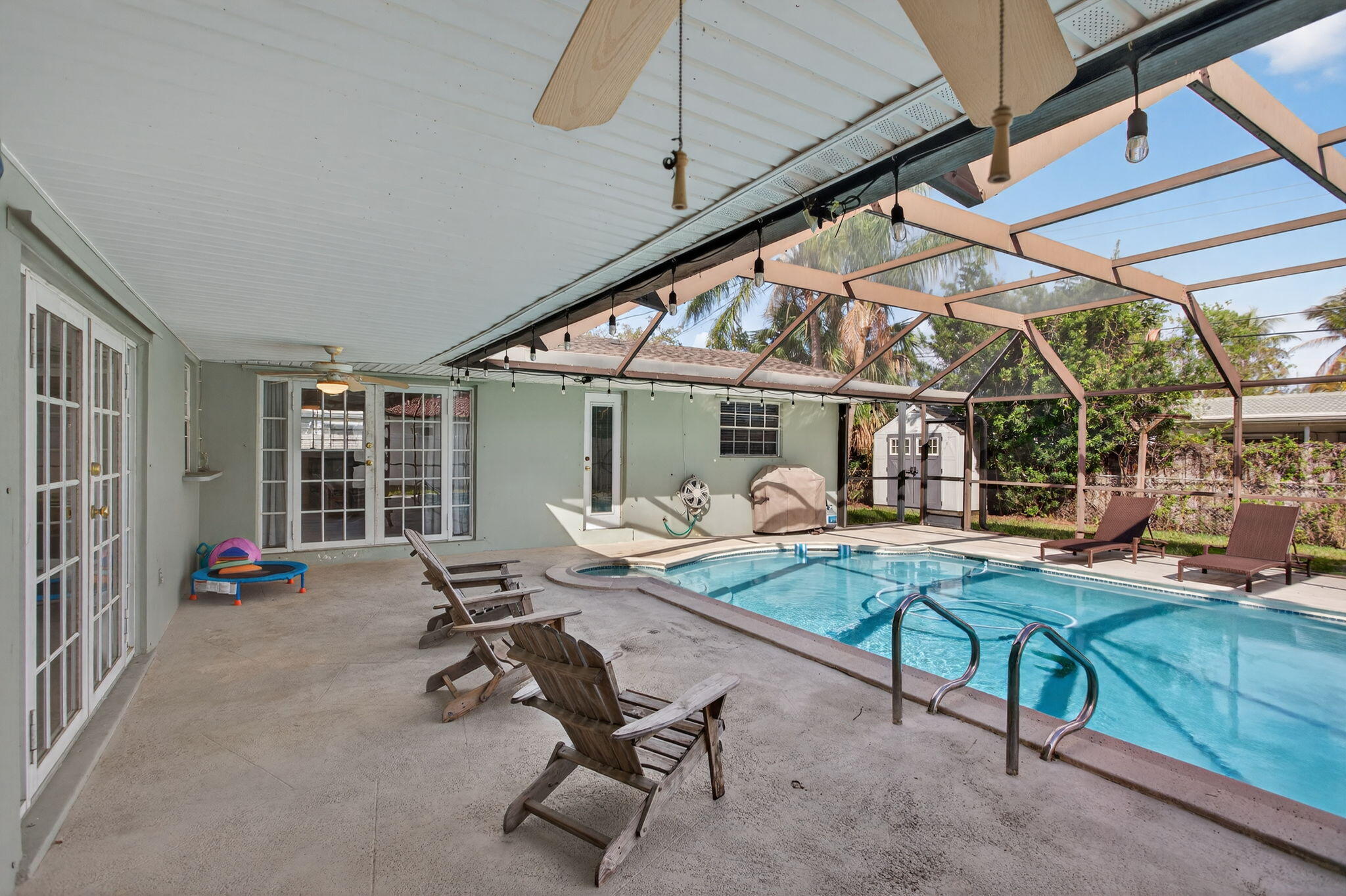 EDGEFIELD 1ST SEC - Residential