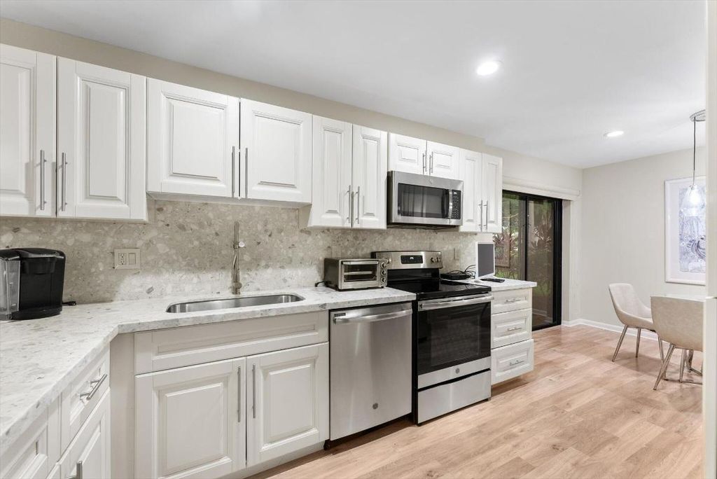 Photo of 30 Westgate Lane #30g, Boynton Beach, FL 33436 (MLS # R11130173)