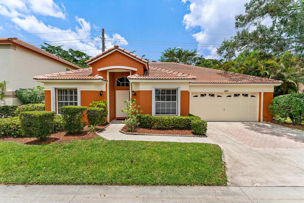 Photo of 3057 Casa Rio Court, Palm Beach Gardens, FL 33418 (MLS # R10899858)
