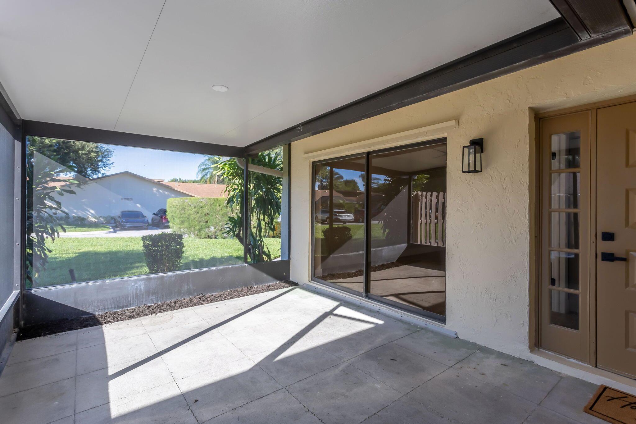 View photos, virtual tours, details... 996 NW 29th Avenue B