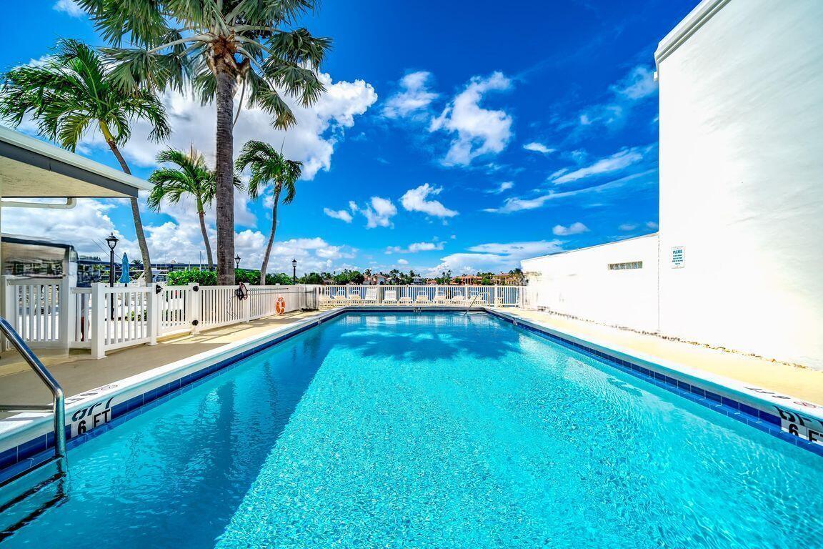 PELICAN HARBOR PH 3 - Residential Lease