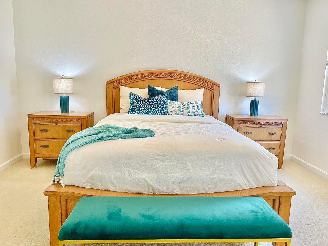 PELICAN HARBOR PH 3 - Residential Lease