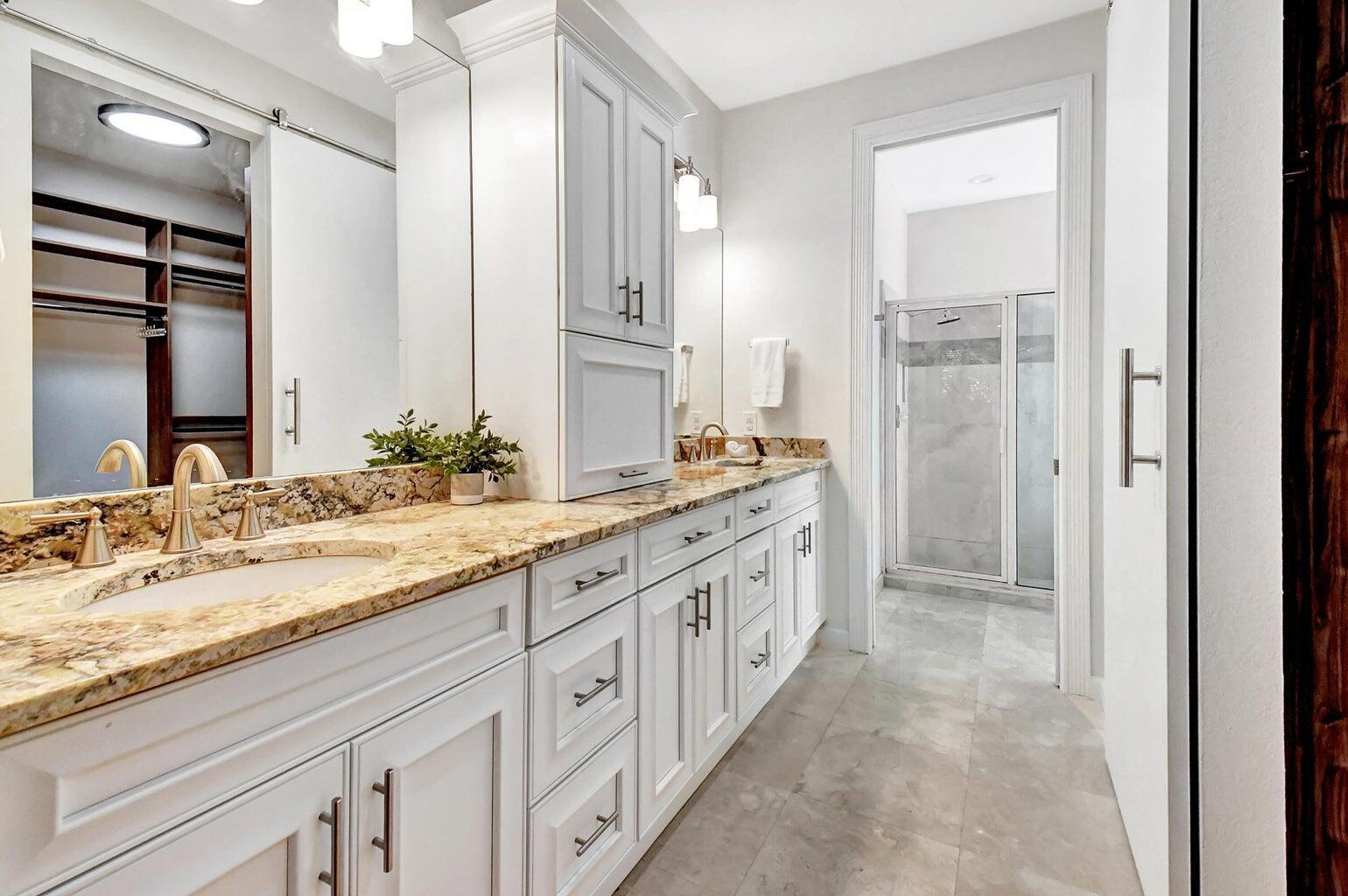 PELICAN HARBOR PH 3 - Residential Lease