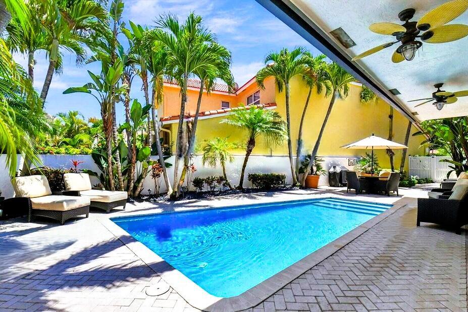 PELICAN HARBOR PH 3 - Residential Lease