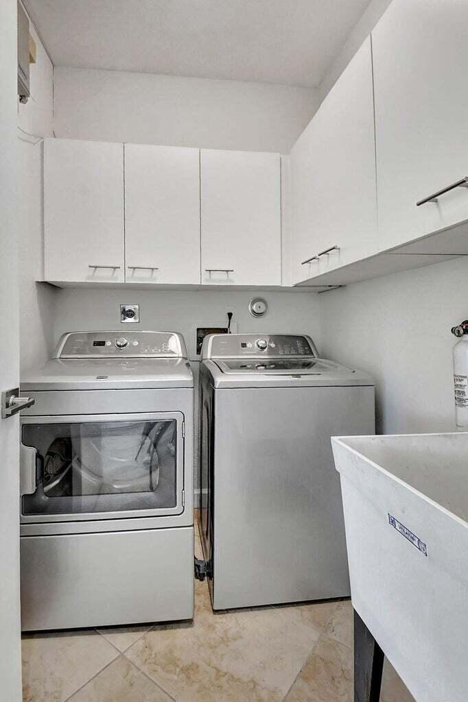 PELICAN HARBOR PH 3 - Residential Lease