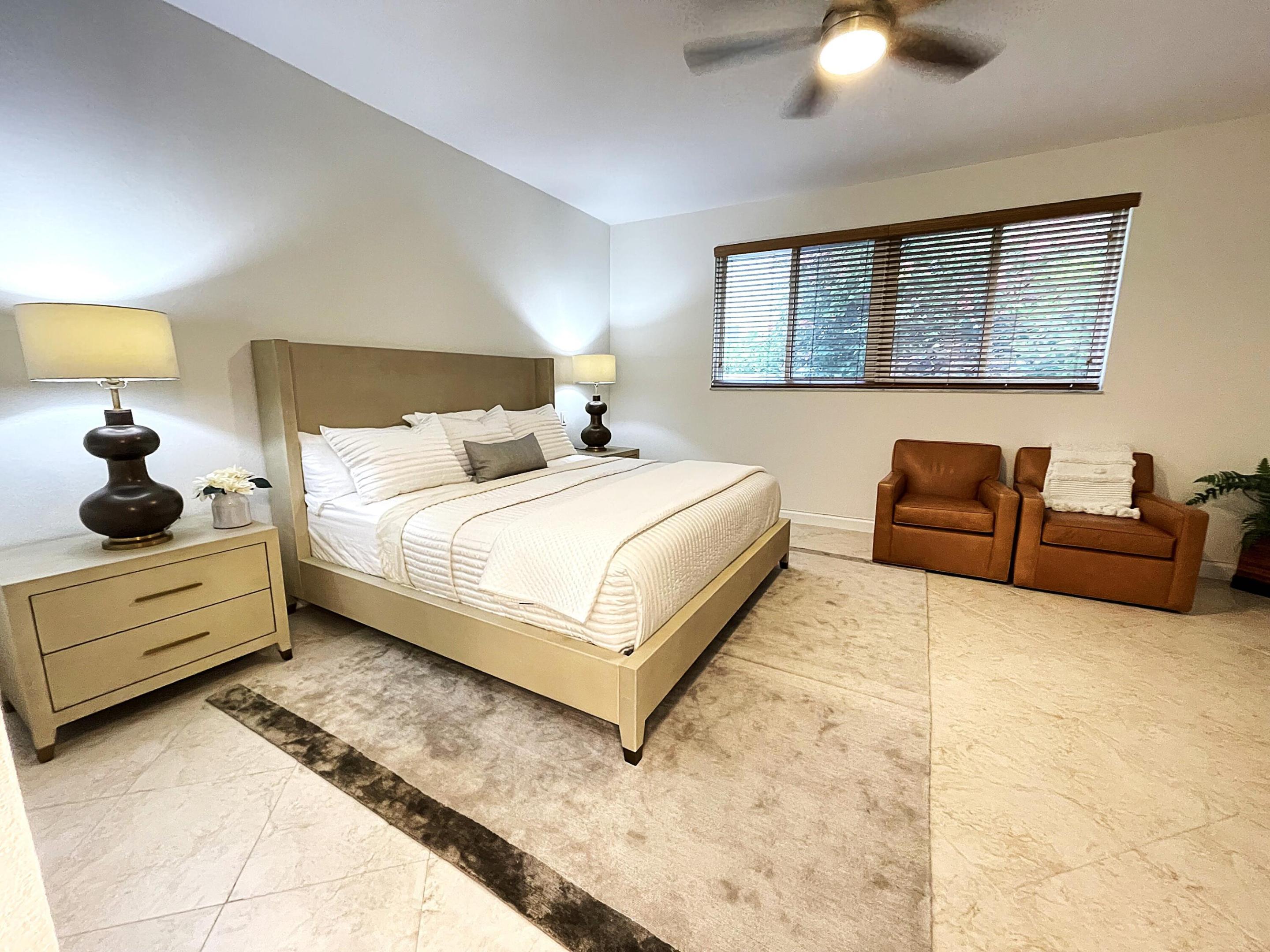 PELICAN HARBOR PH 3 - Residential Lease