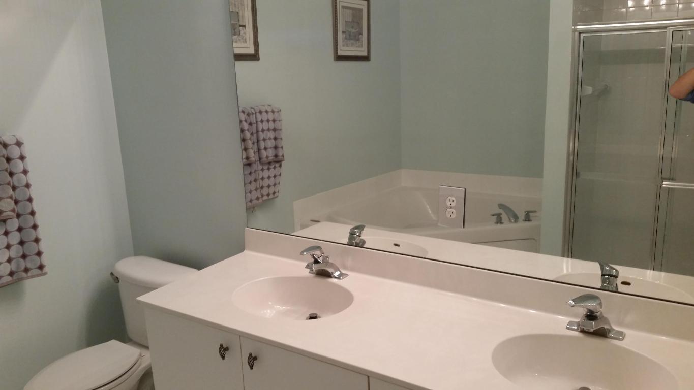 CORAL TRACE - Residential Lease