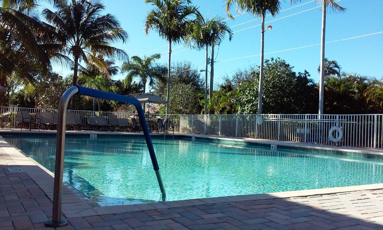 CORAL TRACE - Residential Lease