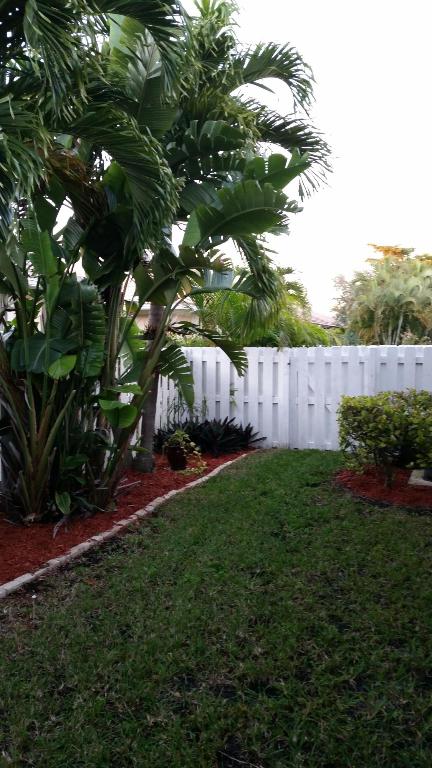 CORAL TRACE - Residential Lease