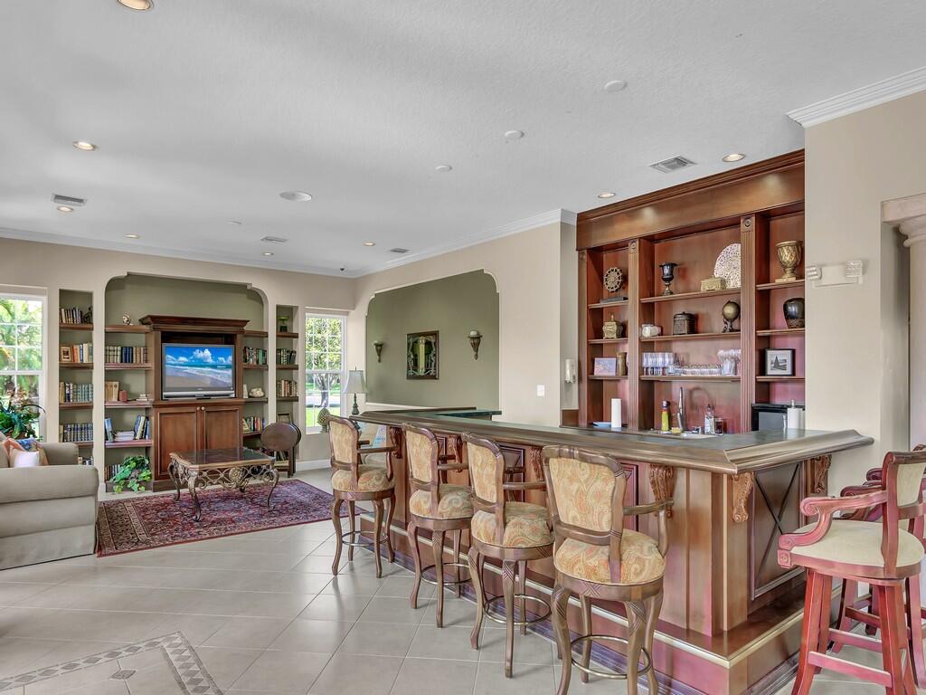 LAGUNA OF VERO - Residential