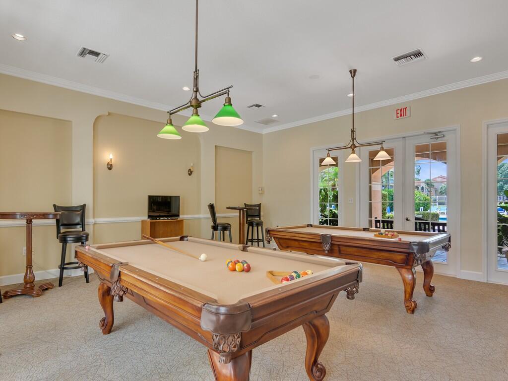 LAGUNA OF VERO - Residential