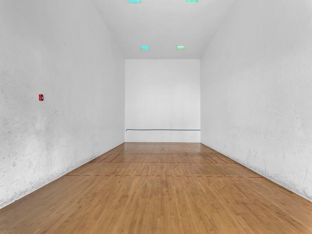 LAGUNA OF VERO - Residential