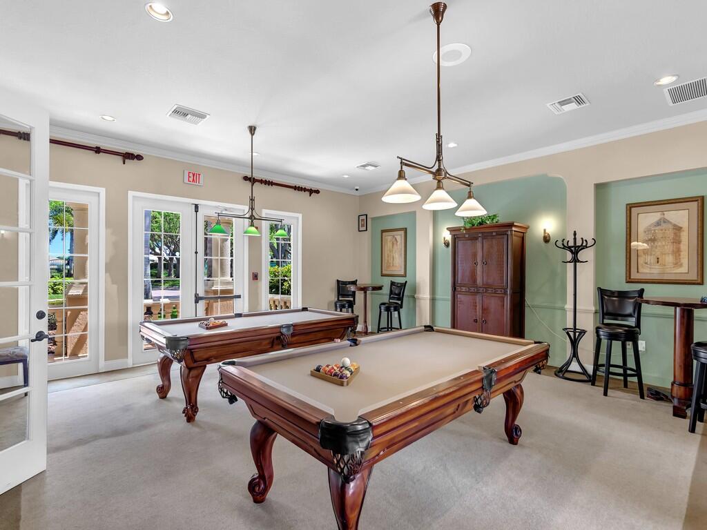 LAGUNA OF VERO - Residential