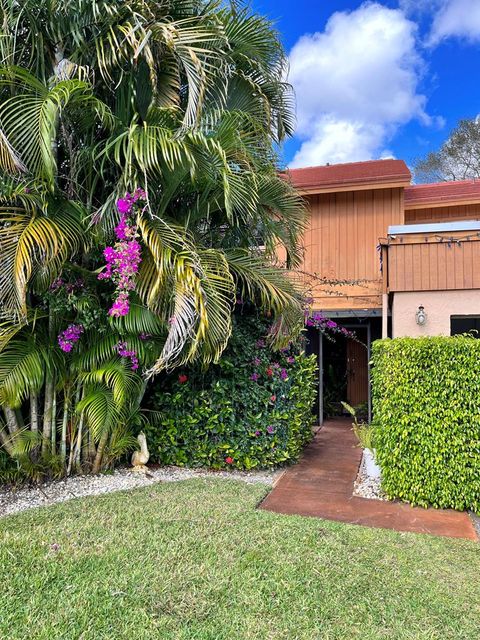 Featured picture for the property R10775440