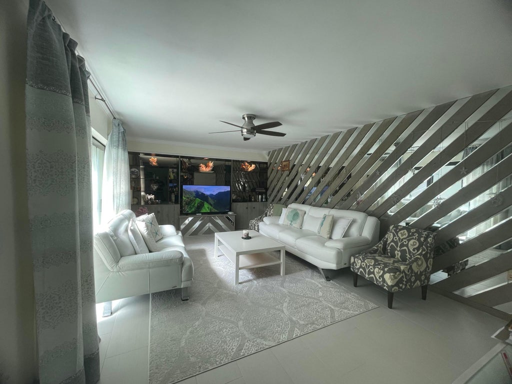 Photo of 1612 16th Court, Jupiter, FL 33477 (MLS # B26044843)