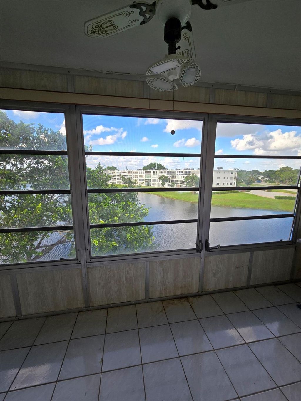 Photo of 4058 Harwood E #4058, Deerfield Beach, FL 33442 (MLS # F10533322)