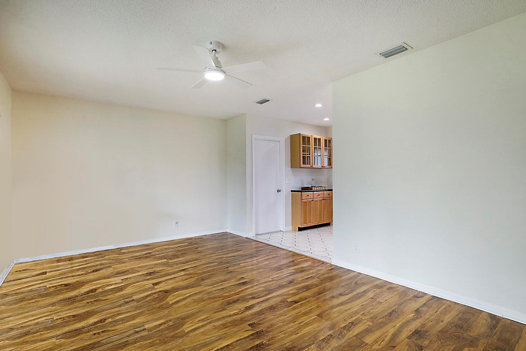 LUCERNE HOMES EAST 4 - Residential