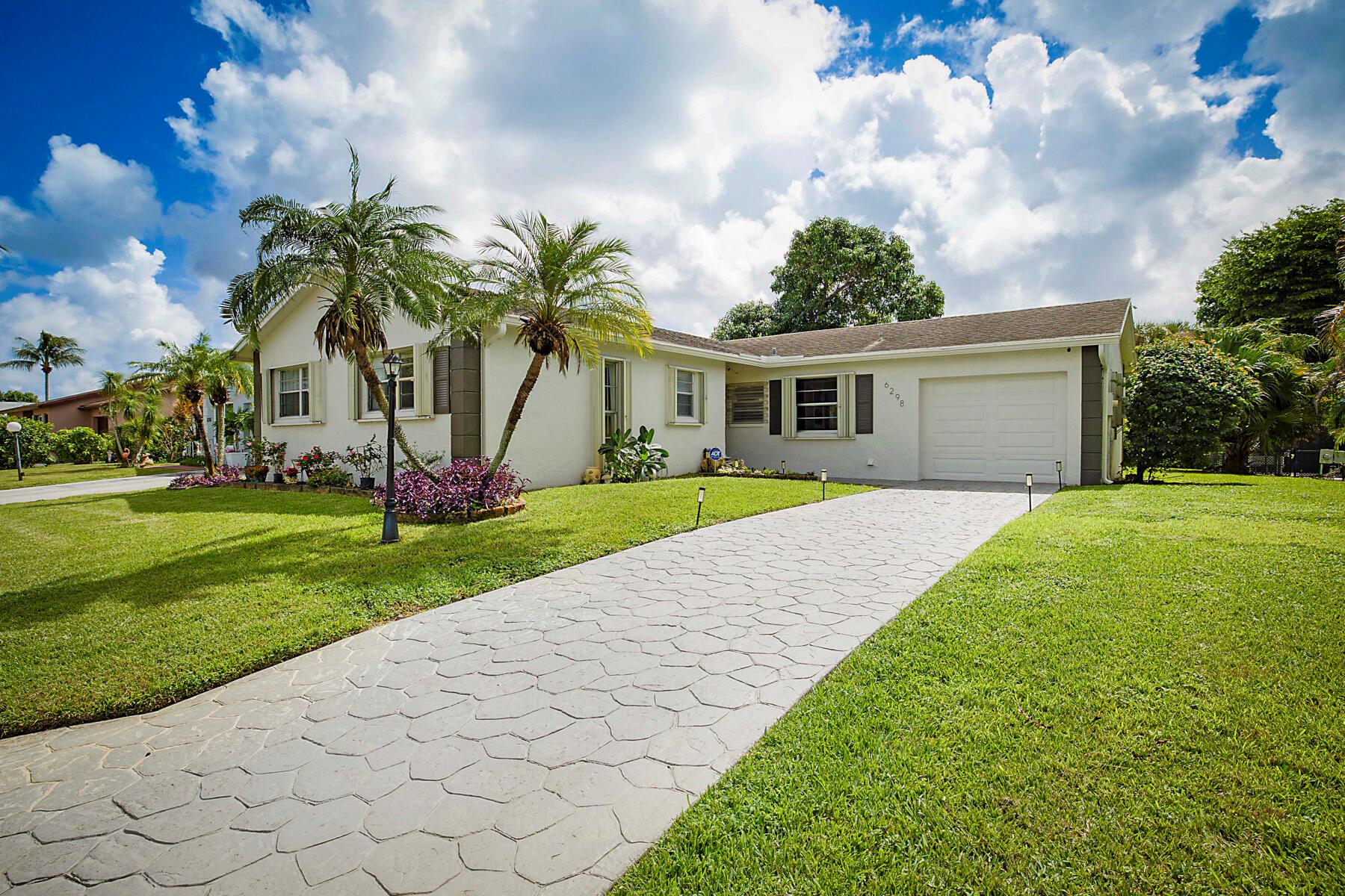 Don't miss the opportunity to own this 2/2 single family home in the highly desirable Lucerne Homes East 55+ Community. This home features a galley   Kitchen, beautifully updated bathroom and fresh paint throughout.  The Large Family Room  is perfect for entertaining.  Master bedroom features a walk-in closet and an en-suite bathroom with walk in shower. Large screened enclosed patio  overlooks a serene back yard perfect for gardening or relaxing with a good book.  Low HOA.  $158 a month includes Basic Cable, internet, Clubhouse with access to tennis courts, shuffleboard and a small gym, Community events and activities. Conveniently located near shopping, dining and parks.