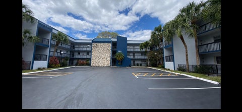 Photo of 3160 HOLIDAY SPRINGS Boulevard #7-311, Margate, FL 33063 (MLS # B26060824)