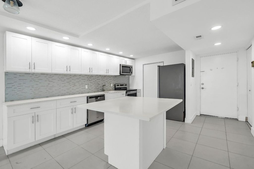 Photo of 5500 NW 2nd Avenue #425, Boca Raton, FL 33487 (MLS # F10545104)