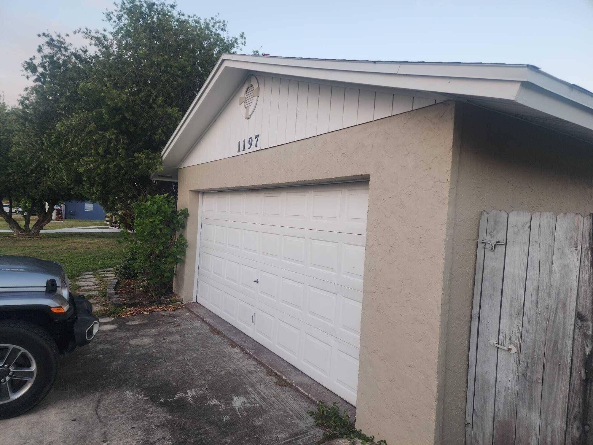 PORT ST LUCIE SECTION 4 - Residential
