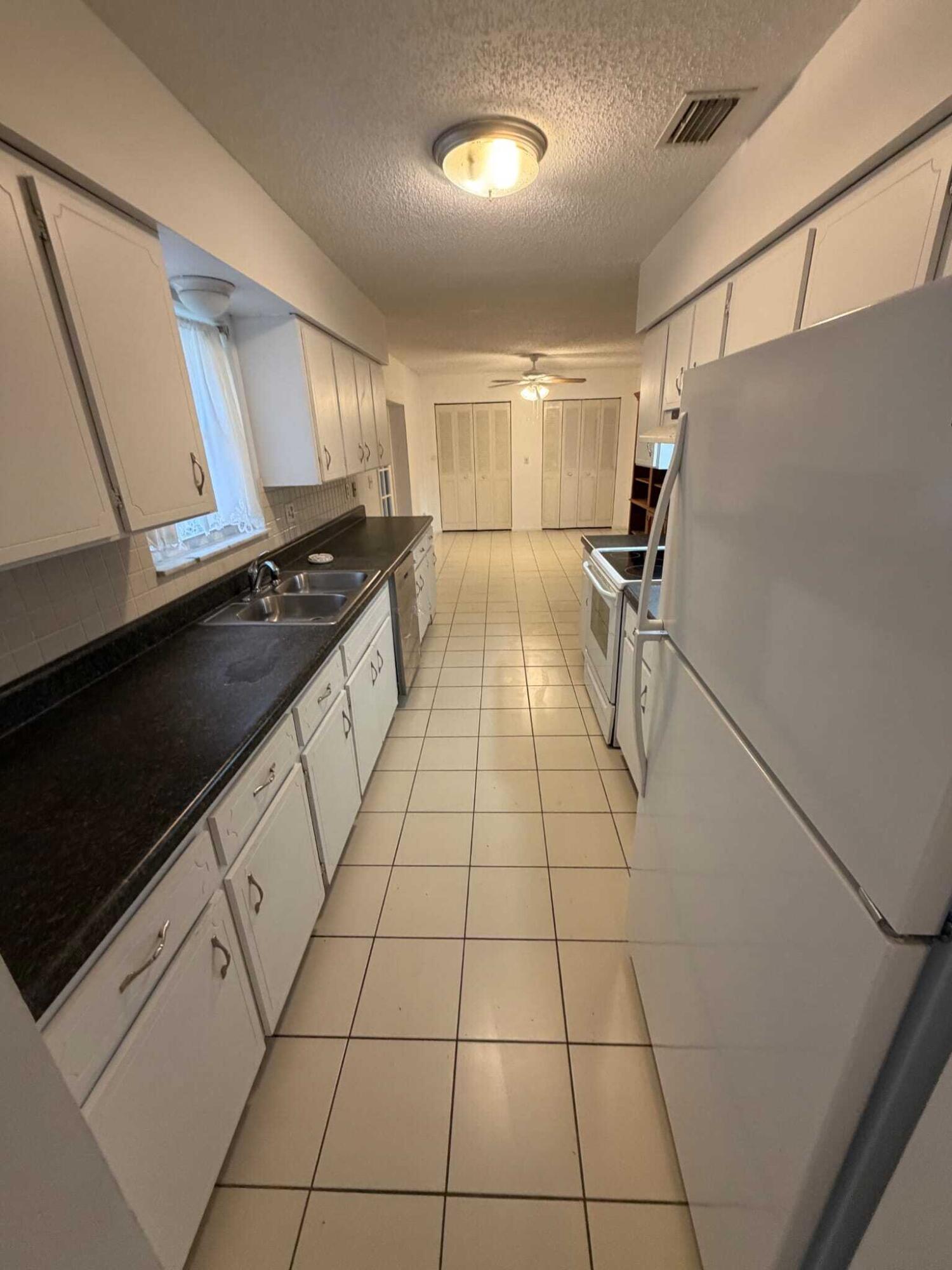 PORT ST LUCIE SECTION 4 - Residential