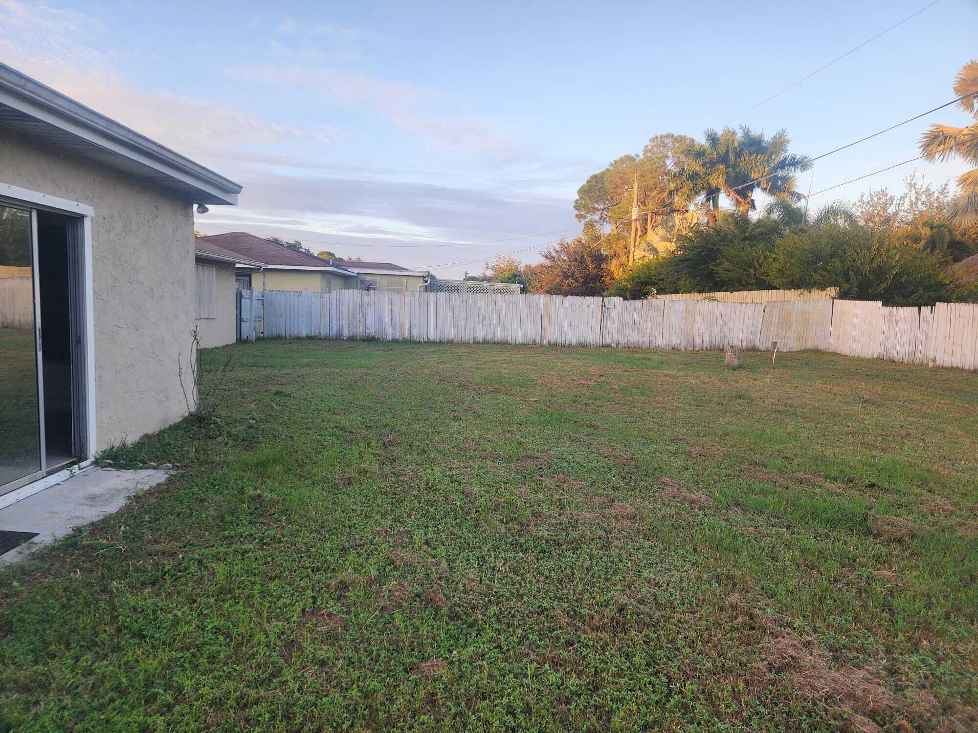 PORT ST LUCIE SECTION 4 - Residential