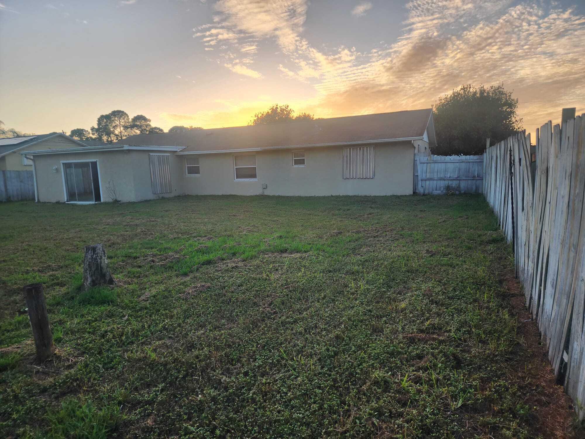 PORT ST LUCIE SECTION 4 - Residential