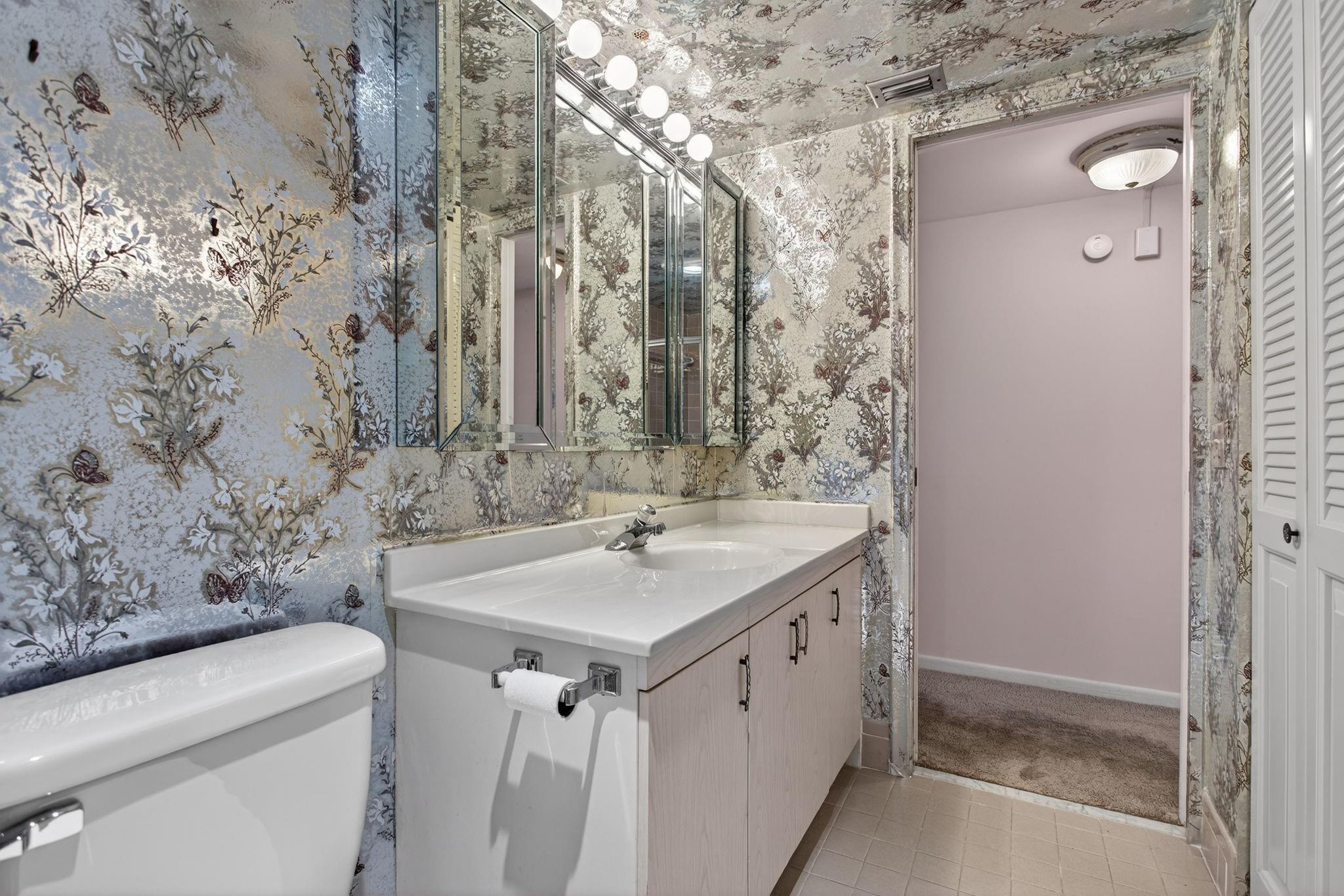 WYNMOOR GOLF VILLAGE - Residential