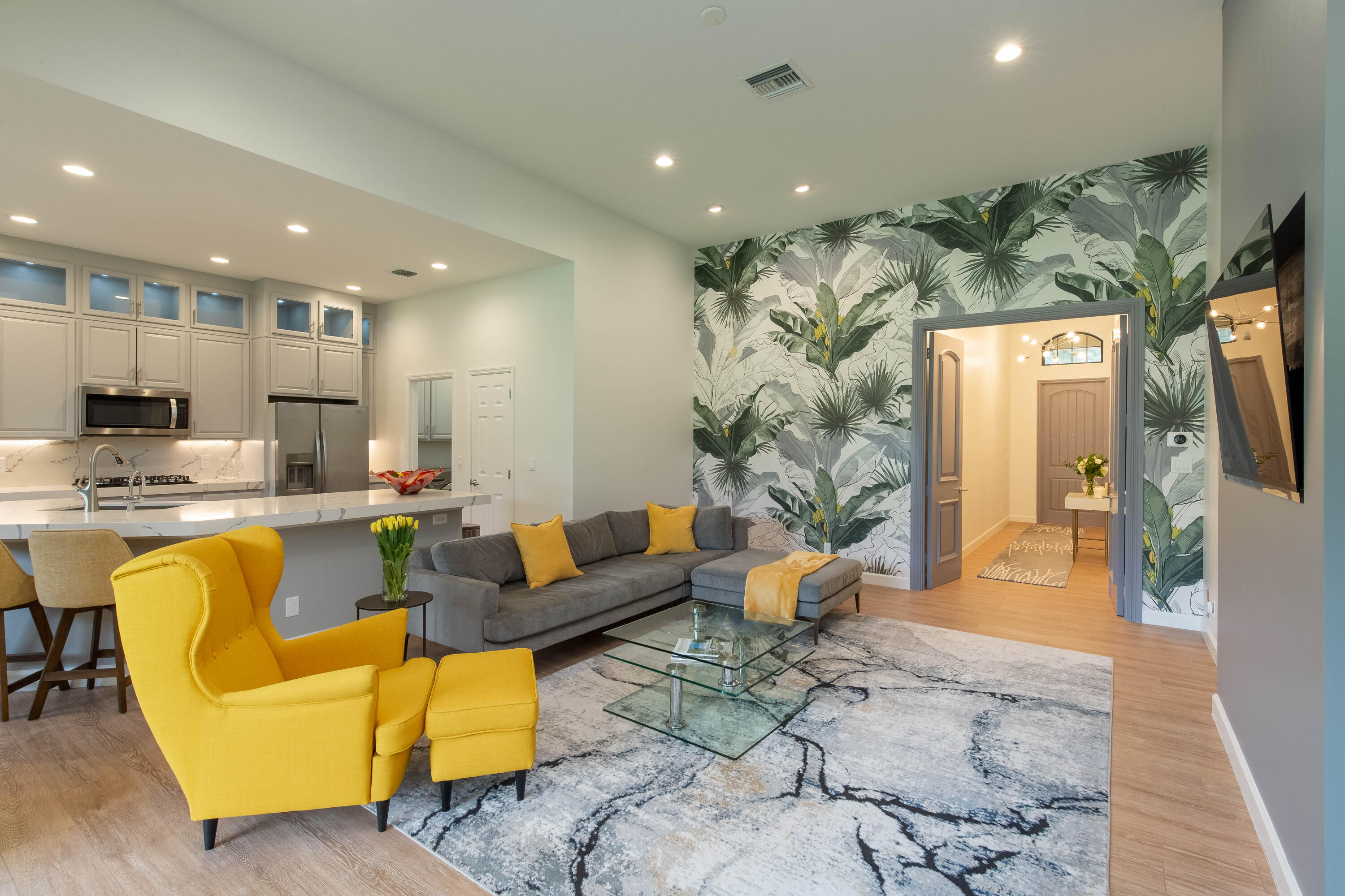 Castelina - Residential Lease