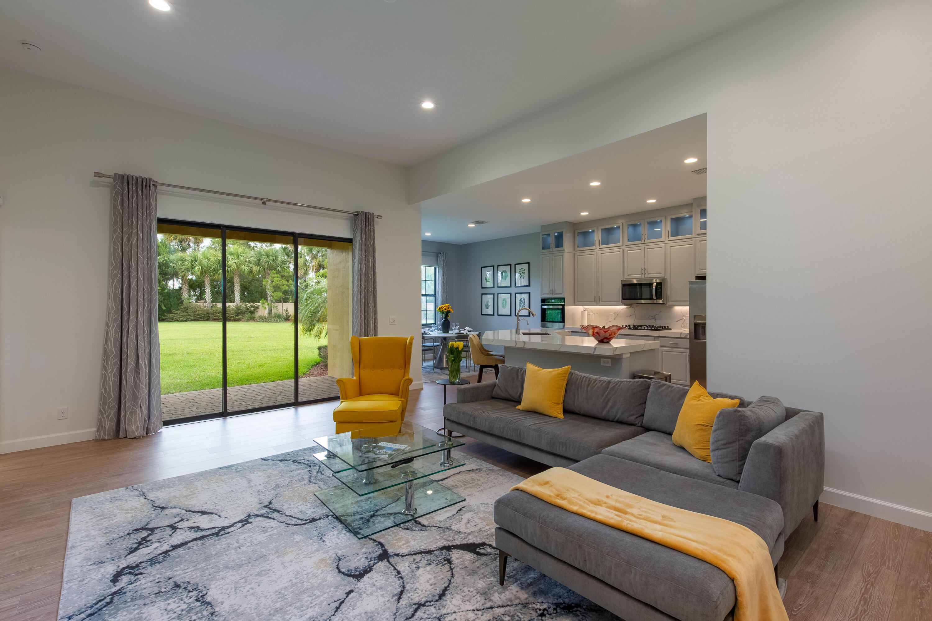 Castelina - Residential Lease