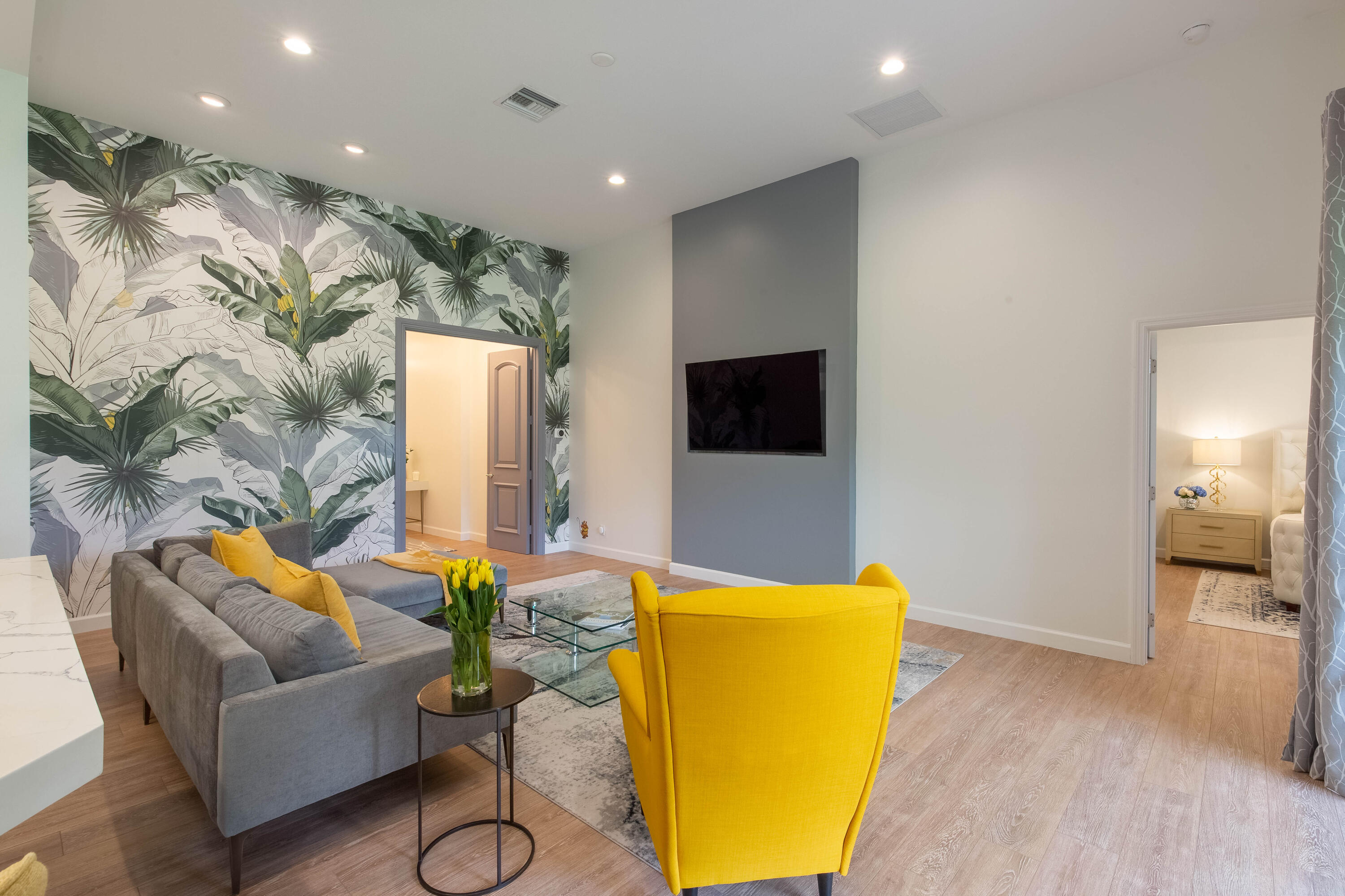 Castelina - Residential Lease