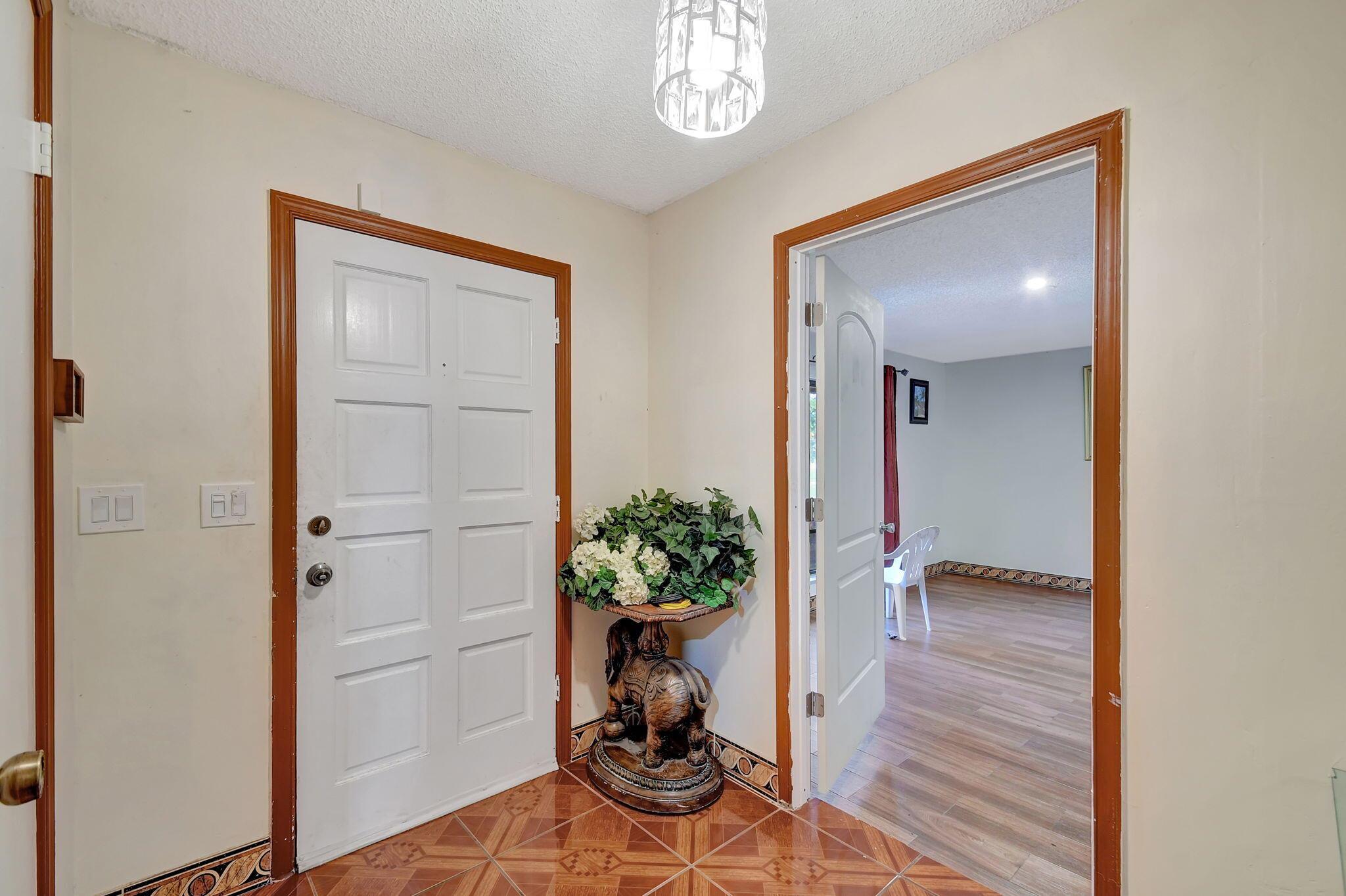834 Briarwood Drive