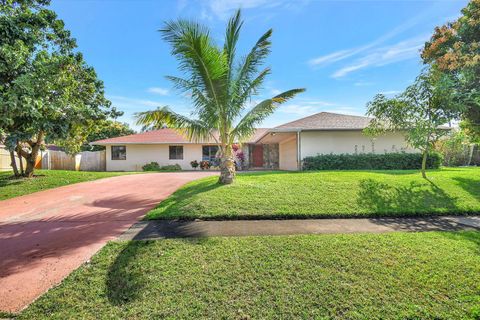 834 Briarwood Drive Haverhill FL 33415