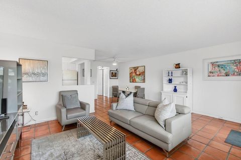 Palm Beach County Homes in Gated Communities For Sale 14 359 Brighton I Boca Raton FL 33434